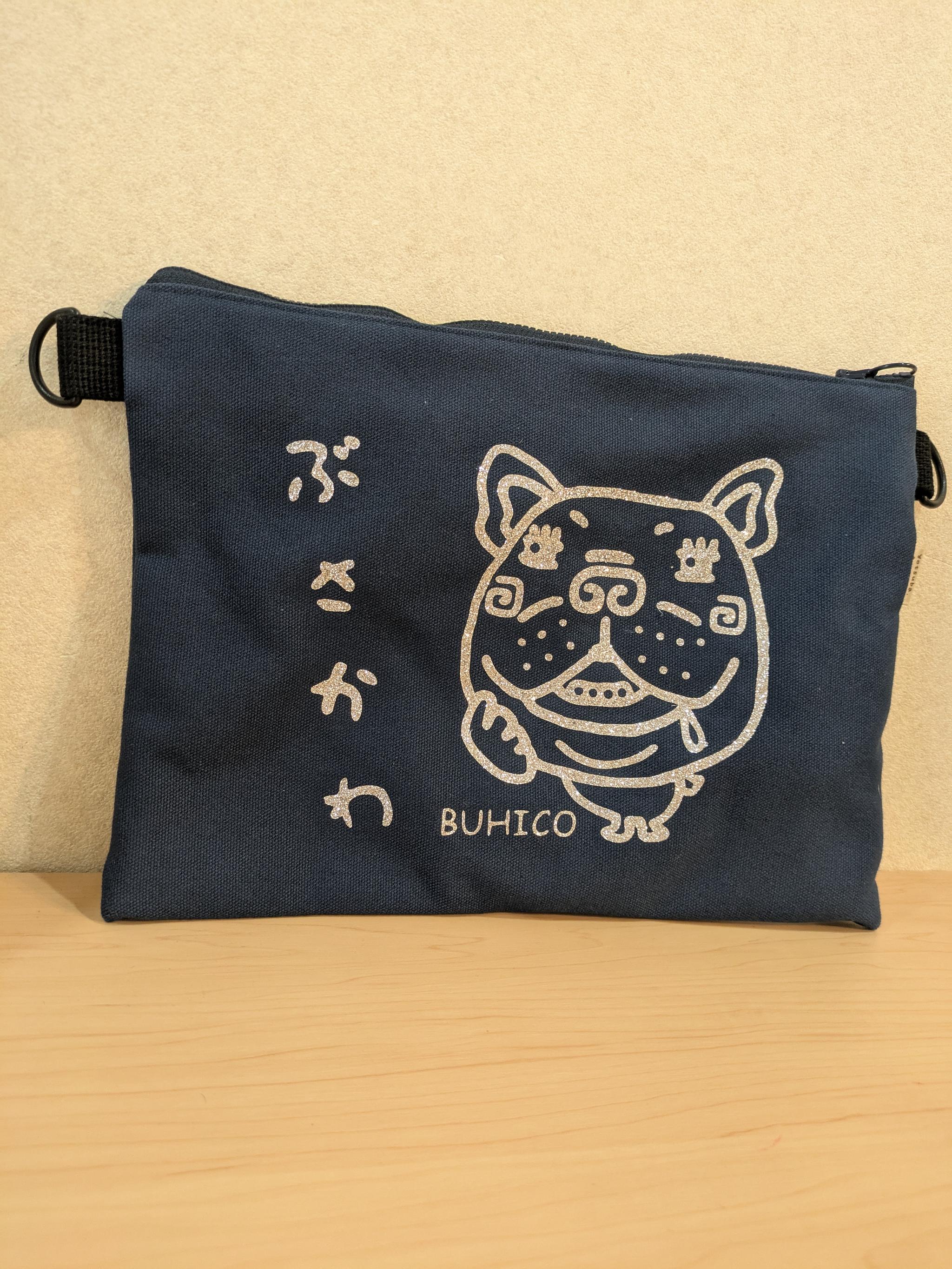 ぶさかわBUHICOのサコッシュ